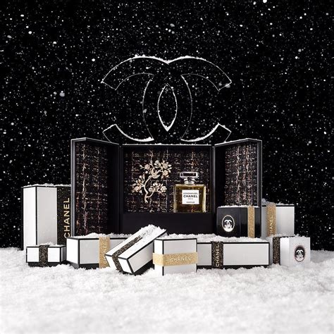 chanel christmas gift box